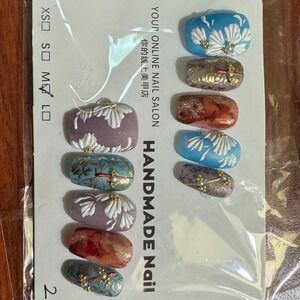 Handmade Press on Nails Floral Accent Medium Large Size Blue Purple‎